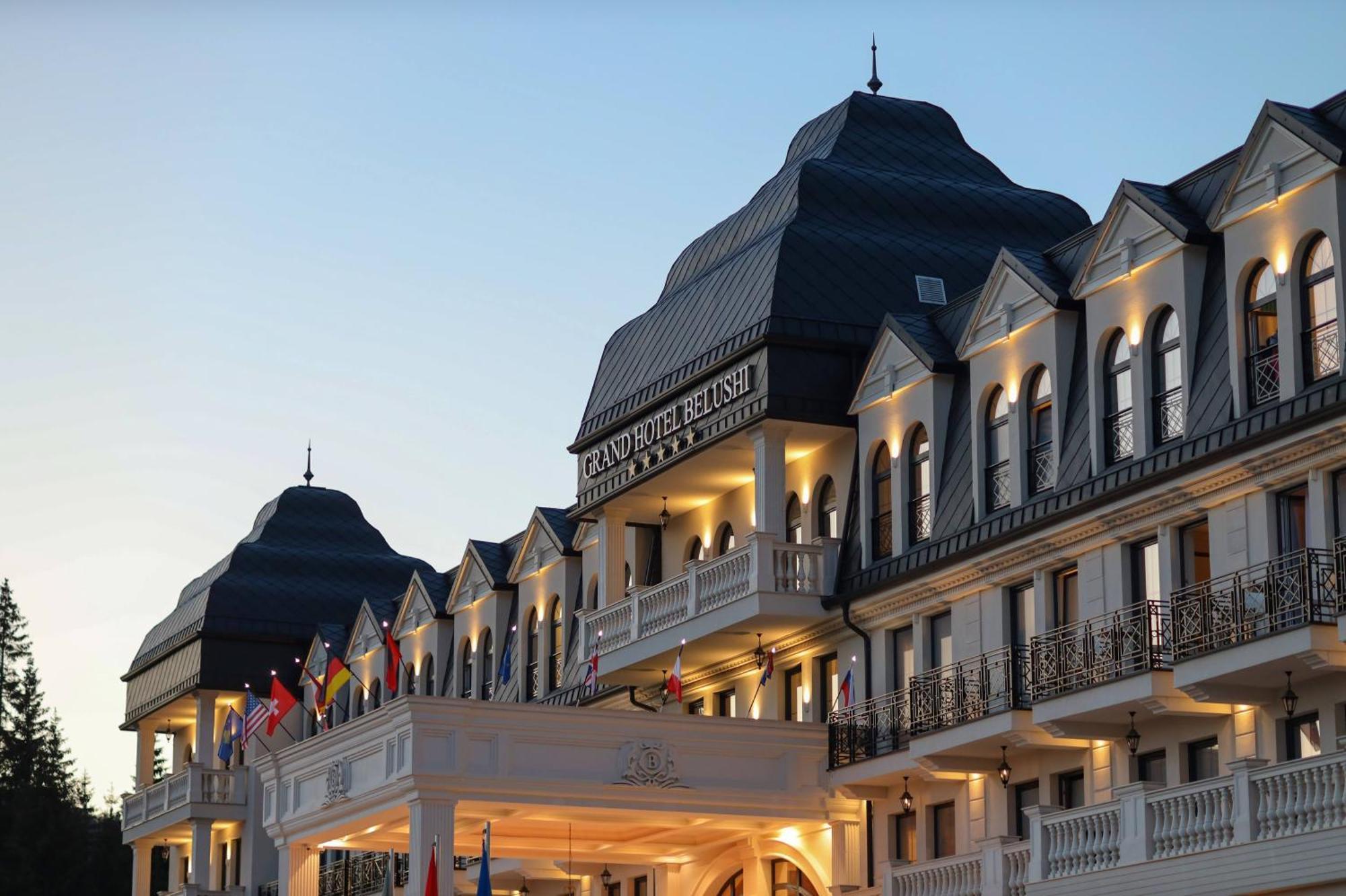 Grand Hotel Belushi Boge Zewnętrze zdjęcie