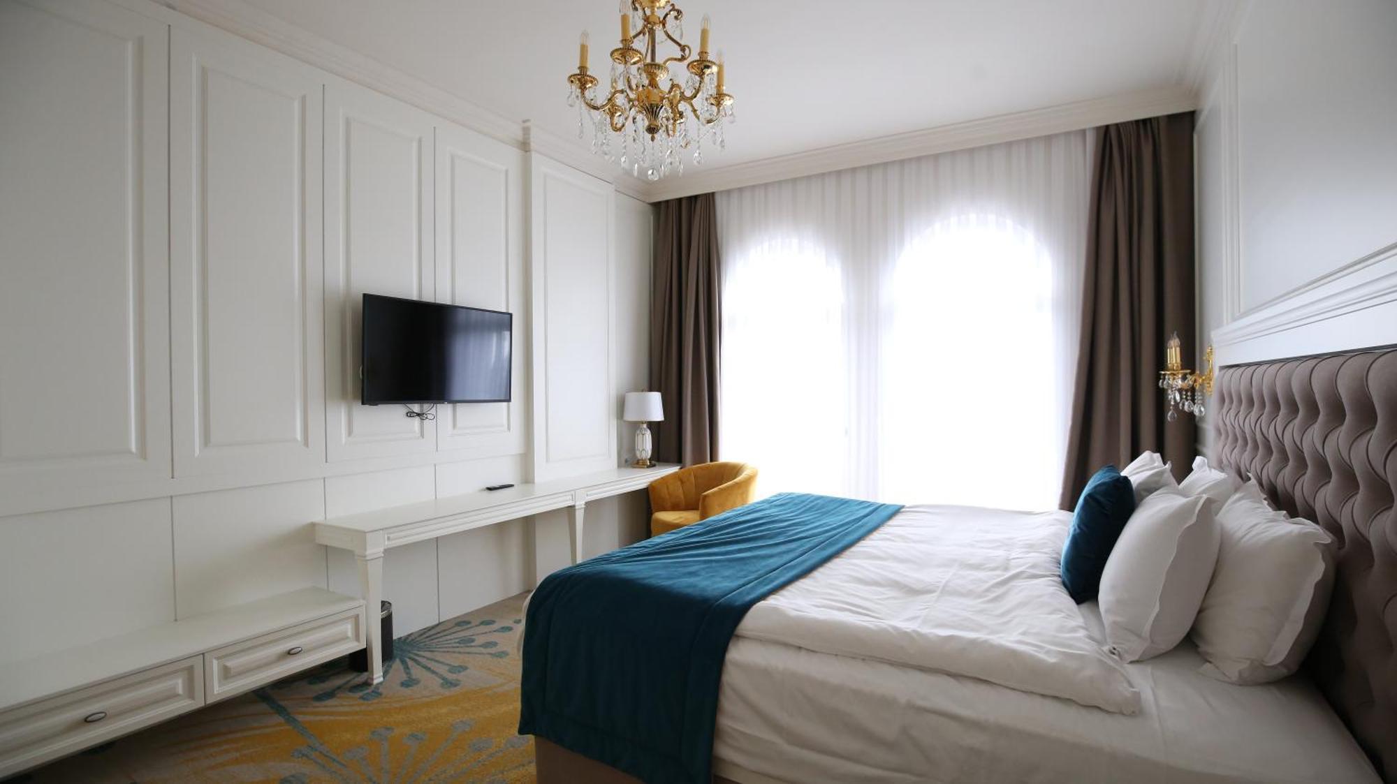 Grand Hotel Belushi Boge Zewnętrze zdjęcie